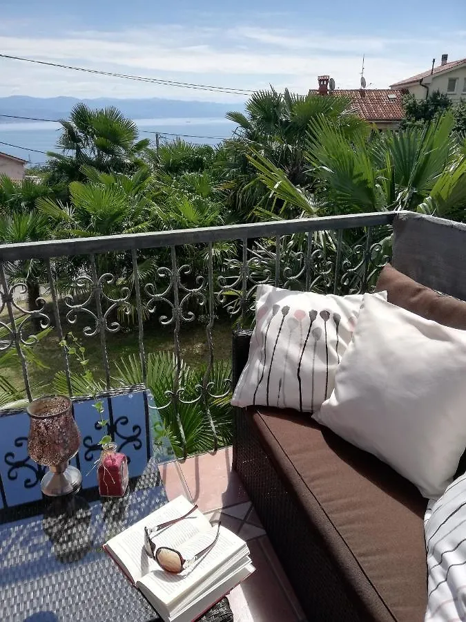 Villa Laurea Lovran 0*,