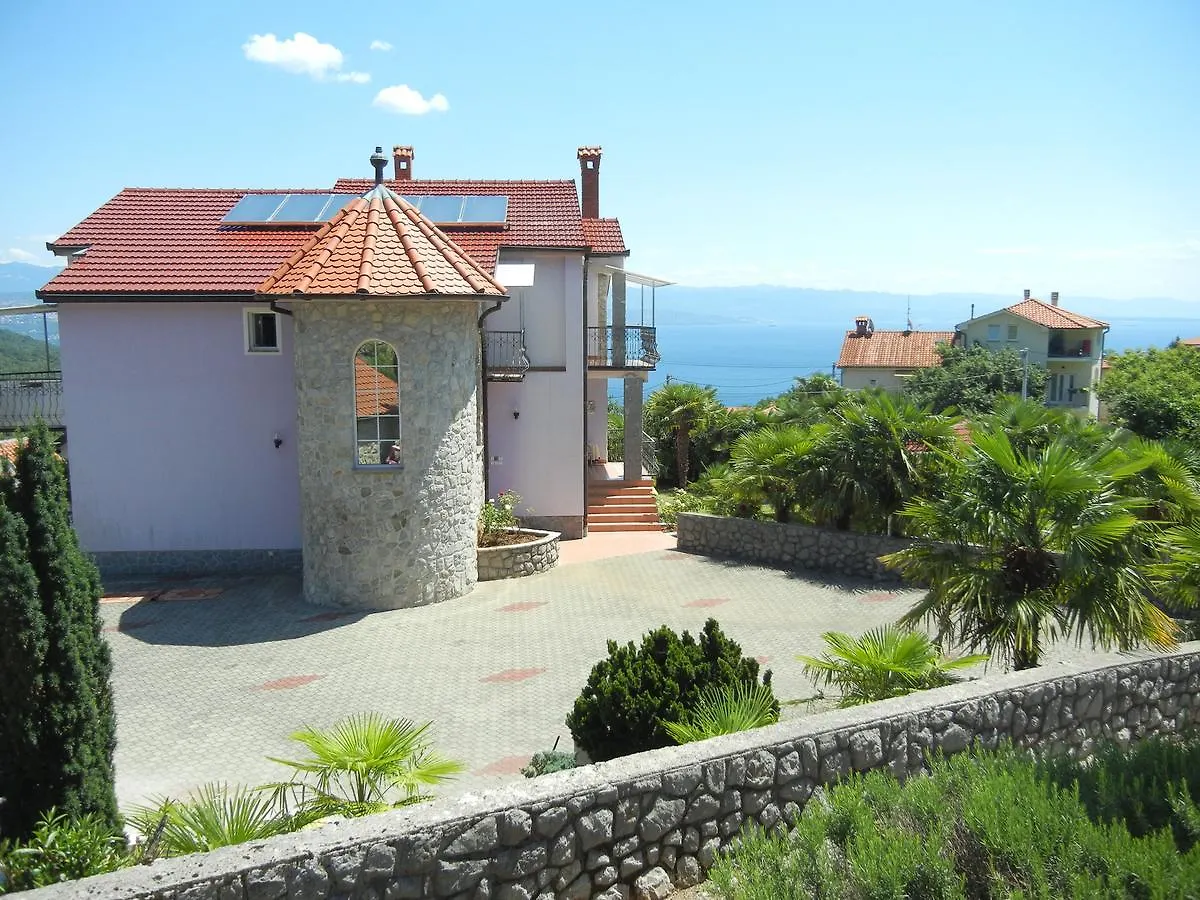Villa Laurea Lovran Διαμέρισμα